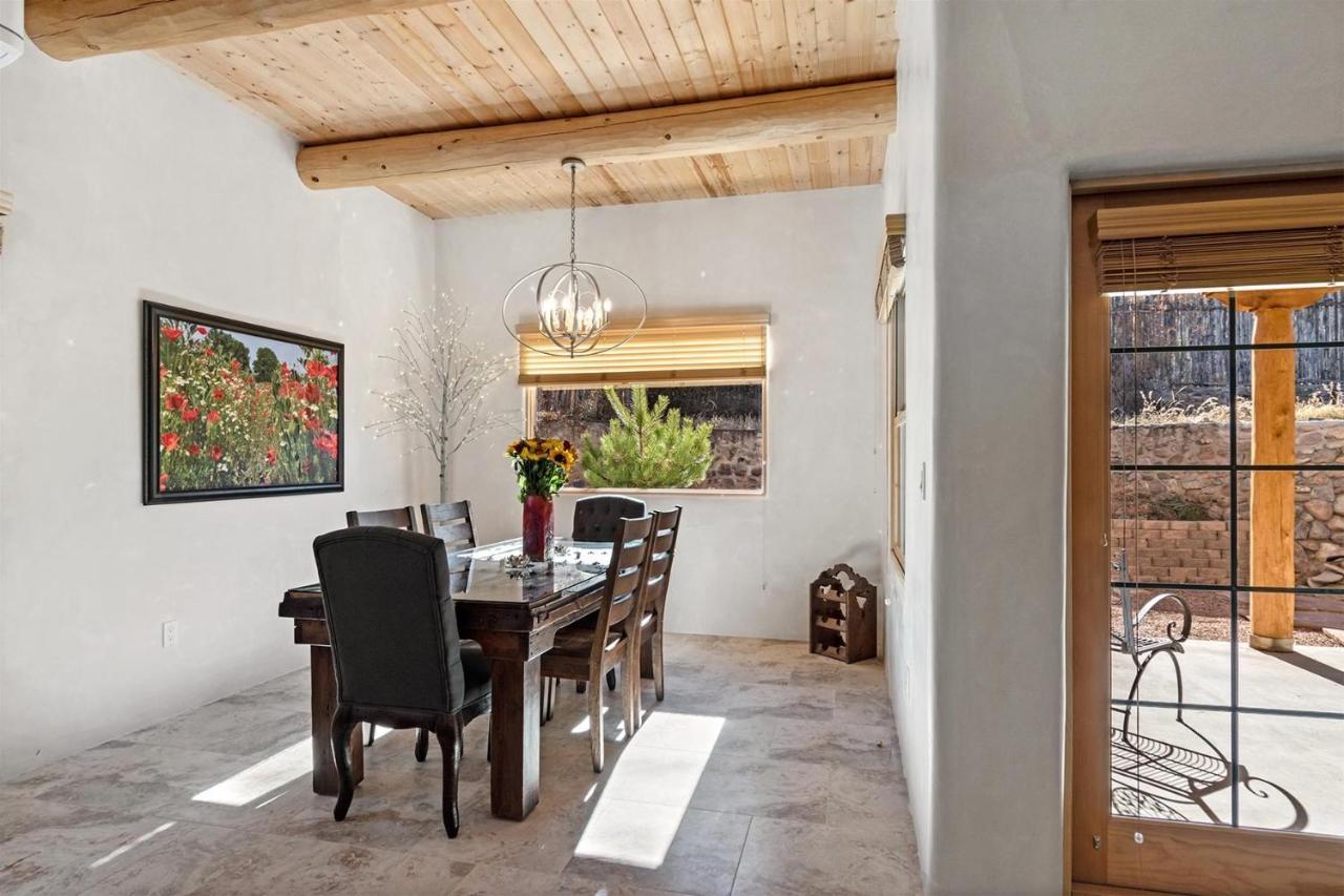 Bonita - Inviting Home, Walk To The Plaza Casa de férias *